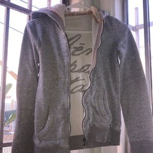 Aeropostale sweater XS